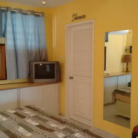 Condominium 220
